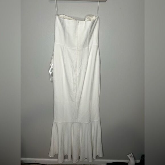 Dress The Population Paris Ruffle Strapless Mermaid Gown - Picture 3 of 5